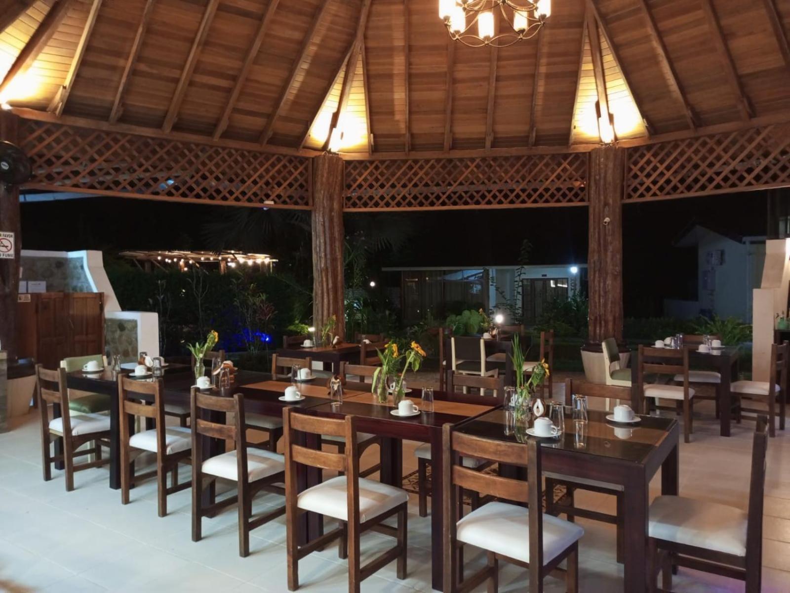 Terra Luna Lodge Тена Экстерьер фото